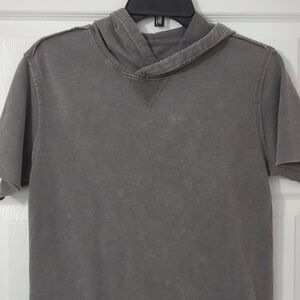 NOVA Industries Short Sleeve Grey Pullover Distressed Hoodie. Men's Small